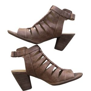 Naturalizer Brown Talan Sandal Size 9.5